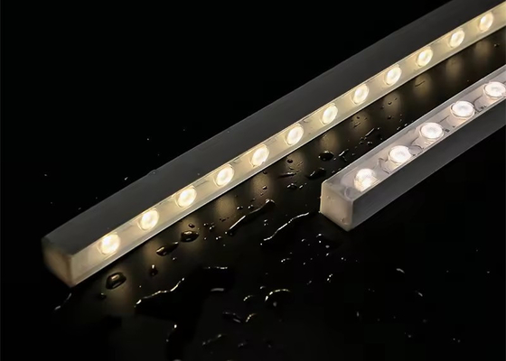 16*16 ملم قابلة للتلاعب مرنة LED العدسة البصرية الخطية DC24V IP65 ضوء غسالة الحائط المقاوم للماء